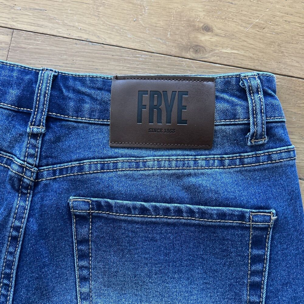 FRYE Women’s Straight Denim Jeans Women's Size 6/28 - Picture 7 of 8